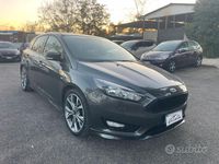 Usata Ford Focus ST 185 CV (136 kW) 2017 Grigio Berlina