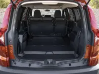 Usata Dacia Jogger Essentiel 101 CV (74 kW) 2023 Argento Monovolume