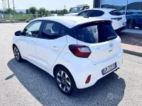 Usata Hyundai i10 83 CV (61 kW) 2024 Bianco Utilitaria