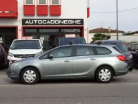 Usata Opel Astra Cosmo 140 CV (102 kW) 2012 Grigio Station wagon