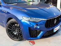 Usata Maserati Levante 250 CV (183 kW) 2019 Blu SUV