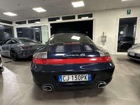 Usata Porsche 911 Carrera 4S 320 CV (235 kW) 2004 Blu midnight Coupé