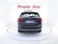 Usata BMW X1 Advantage 140 CV (102 kW) 2018 Black sapphire metallizzato SUV