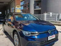 Usata VW Golf VIII Life 131 CV (96 kW) 2023 Blu Berlina