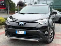 Usata Toyota RAV4 Hybrid Style 155 CV (114 kW) 2016 Nero SUV