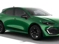 Nuova Renault Clio V Techno 120 CV (88 kW) 2026 Verde assoluto Berlina
