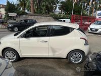 Usata Lancia Ypsilon 69 CV (50 kW) 2017 Beige Utilitaria