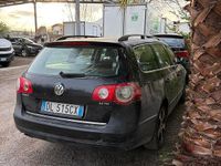 Usata VW Passat Highline 140 CV (102 kW) 2007 Nero Station wagon