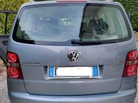 Usata VW Touran 2010 Grigio Monovolume