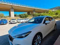 Usata Mazda 3 Exceed 150 CV (110 kW) 2018 Bianco Berlina