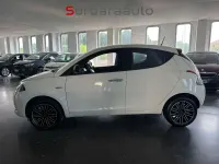 Usata Lancia Ypsilon Gold 69 CV (50 kW) 2023 Bianco Utilitaria