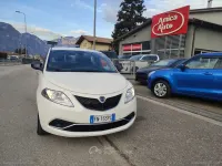 Gebraucht Lancia Ypsilon Gold 95 PS (69 kW) 2018 Weiß Kleinwagen