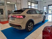 Usata VW Taigo R-line 110 CV (80 kW) 2023 Beige SUV