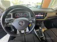 Usata VW T-Roc Business 150 CV (110 kW) 2022 Grigio SUV