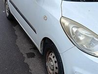 Usata Hyundai i10 69 CV (50 kW) 2013 Bianco Utilitaria