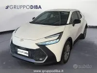 Usata Toyota C-HR Active 140 CV (102 kW) 2024 Bianco SUV