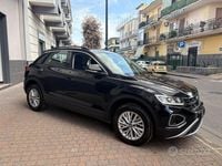 Usata VW T-Roc Life 150 CV (110 kW) 2024 Nero SUV