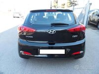 Usata Hyundai i20 Comfort 84 CV (61 kW) 2018 Nero Berlina