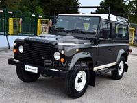 Usata Land Rover Defender S 122 CV (89 kW) 2008 Verde Station wagon