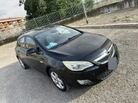 Usata Opel Astra 95 CV (69 kW) 2010 Nero Berlina