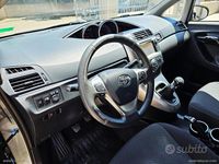 Usata Toyota Verso Active 2013 Grigio Monovolume