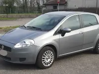 Usata Fiat Grande Punto Active 77 CV (56 kW) 2005 Argento Utilitaria