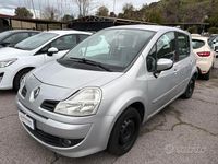 Usata Renault Modus Dynamique 85 CV (62 kW) 2009 Grigio Monovolume