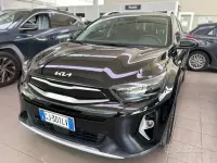 Second-hand Kia Stonic Style 84 CP (61 kW) 2024 Albastru SUV