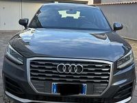 Usata Audi Q2 Sport 116 CV (85 kW) 2017 Grigio SUV