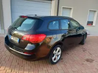 Usata Opel Astra 110 CV (80 kW) 2012 Other Station wagon