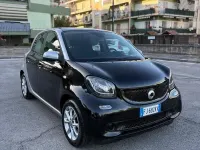 Usata Smart ForFour 71 CV (52 kW) 2017 Nero Utilitaria