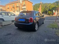 Usata Mini ONE 102 CV (75 kW) 2016 Bluazzurro Utilitaria