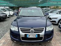 Usata VW Touareg 240 CV (176 kW) 2008 Blu SUV