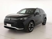 Usata VW Tiguan R-line Plus 150 CV (110 kW) 2025 Grenadill black metallizzato SUV
