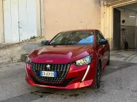 Usata Peugeot 208 102 CV (75 kW) 2021 Utilitaria