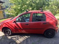 Usata Fiat Punto Active 69 CV (50 kW) 2004 Rosso Utilitaria