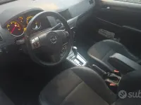 Usata Opel Astra 120 CV (88 kW) 2006 Berlina