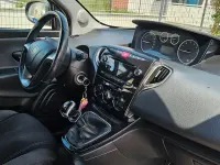 Usata Lancia Ypsilon 69 CV (50 kW) 2014 Bianco Utilitaria