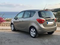 Usata Opel Meriva 120 CV (88 kW) 2014 Grigio Monovolume
