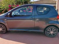 Usata Toyota Aygo Sol 68 CV (50 kW) 2006 Grigio Utilitaria