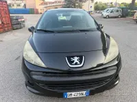 Usata Peugeot 207 73 CV (53 kW) 2008 Nero Berlina
