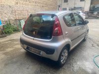 Usata Peugeot 107 68 CV (50 kW) 2007 Grigio Utilitaria