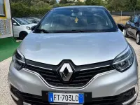 Usata Renault Captur Initiale Paris 90 CV (66 kW) 2018 Grigio SUV