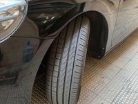 Usata Volvo V40 R-Design Momentum 120 CV (88 kW) 2016 Nero Station wagon