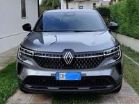 Usata Renault Austral Techno 131 CV (96 kW) 2023 Grigio SUV