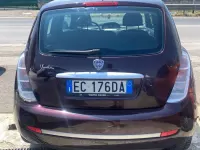 Usata Lancia Ypsilon 75 CV (55 kW) 2010 Viola Utilitaria