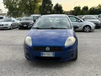 Usata Fiat Grande Punto Dynamic 77 CV (56 kW) 2007 Blu Utilitaria