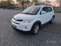 Usata Toyota Urban Cruiser 100 CV (73 kW) 2010 Bianco Utilitaria