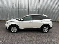 Usata Peugeot 3008 Business-Line 120 CV (88 kW) 2018 Bianco Station wagon