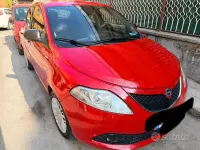 Usata Lancia Ypsilon 95 CV (69 kW) 2016 Rosso Utilitaria